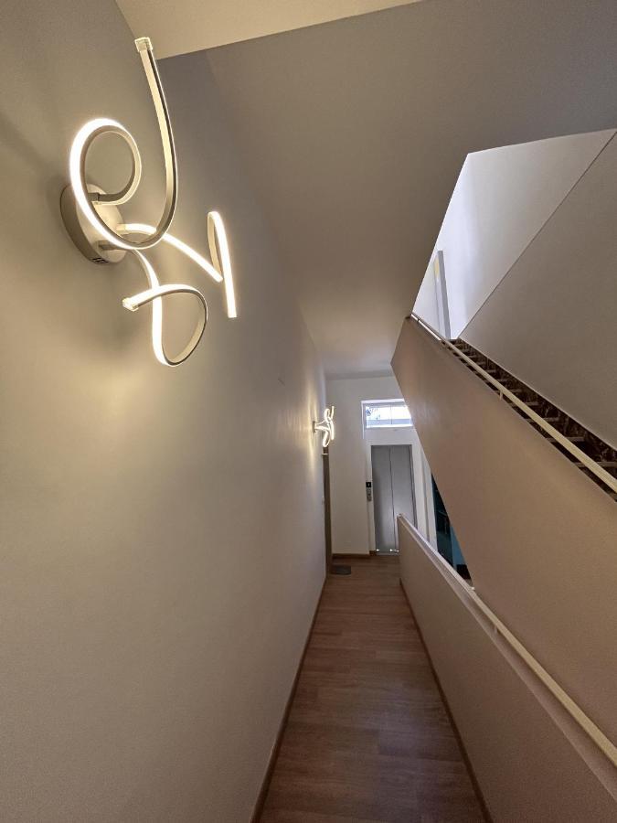 La Casa Di Matilde Hotel บาร์เชลโลนา-ปอซโซ ดี กอตโต ภายนอก รูปภาพ